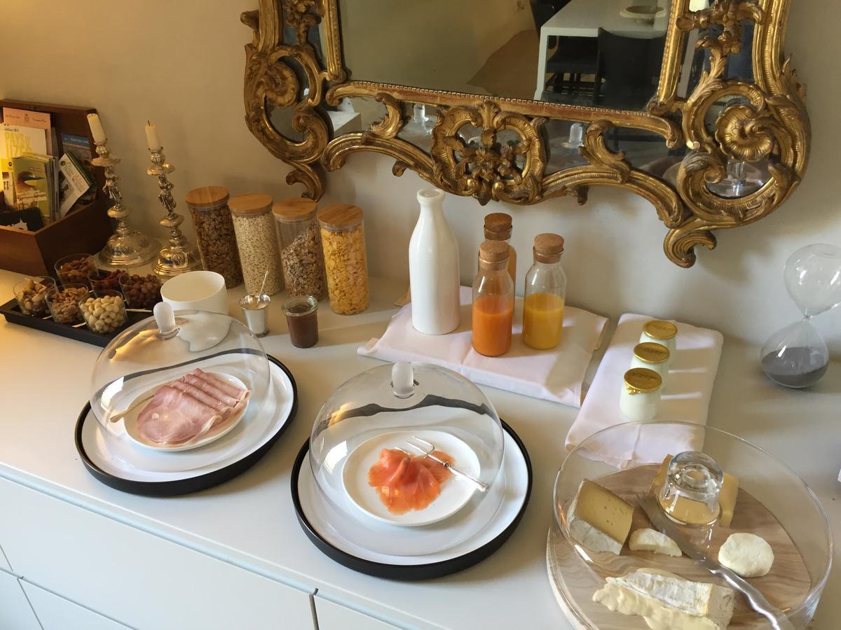 Tour Sarrazine De Montaren B&B 외부 사진