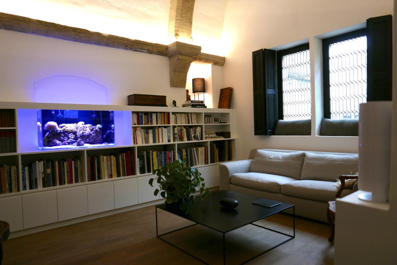 Tour Sarrazine De Montaren B&B 외부 사진