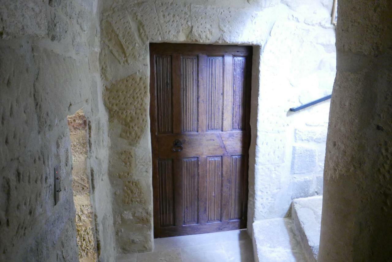 Tour Sarrazine De Montaren B&B 외부 사진